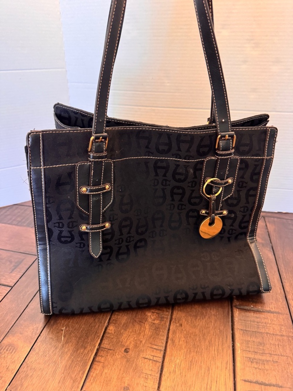 Vintage Etienne Aigner Womens Black Monogram Shoulder Bag Y2K Preppy Classy Boho